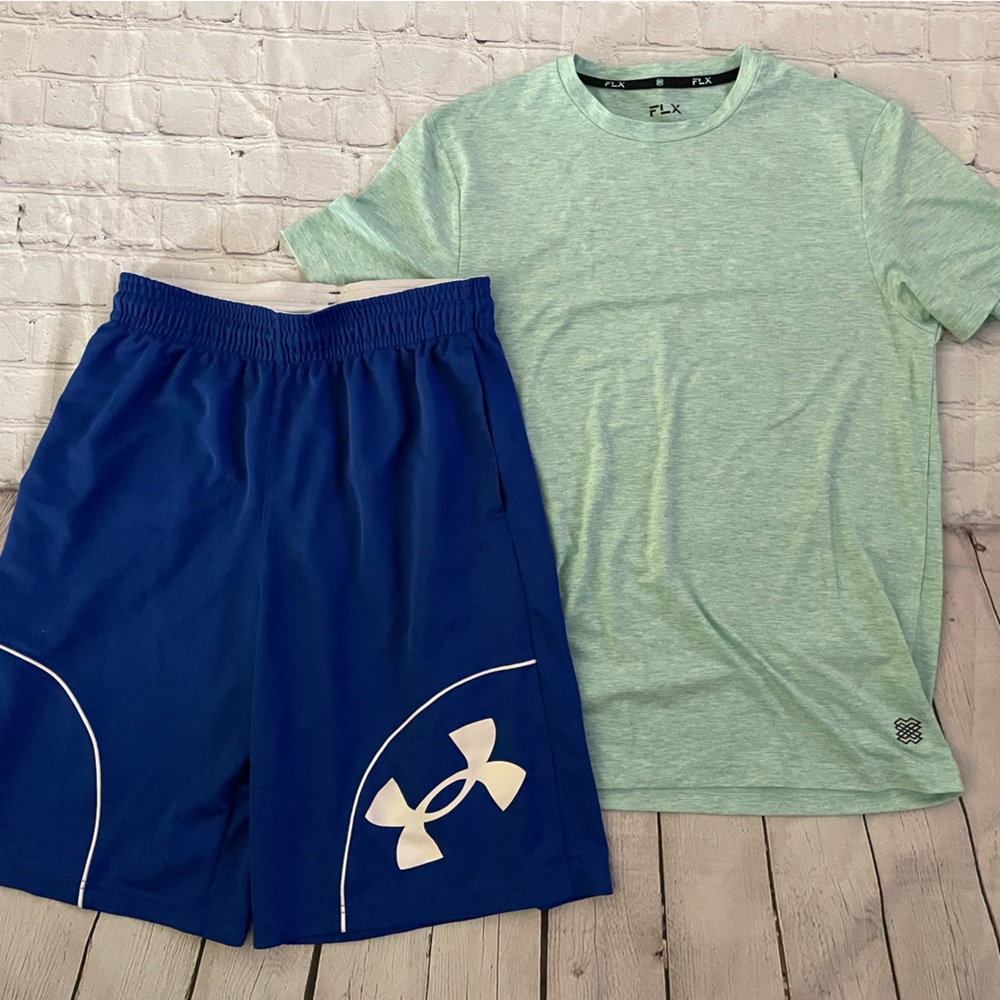 Men’s FLX T-shirt and Under Armour Shorts - Size Small